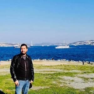 Meet your Posher, Qasim